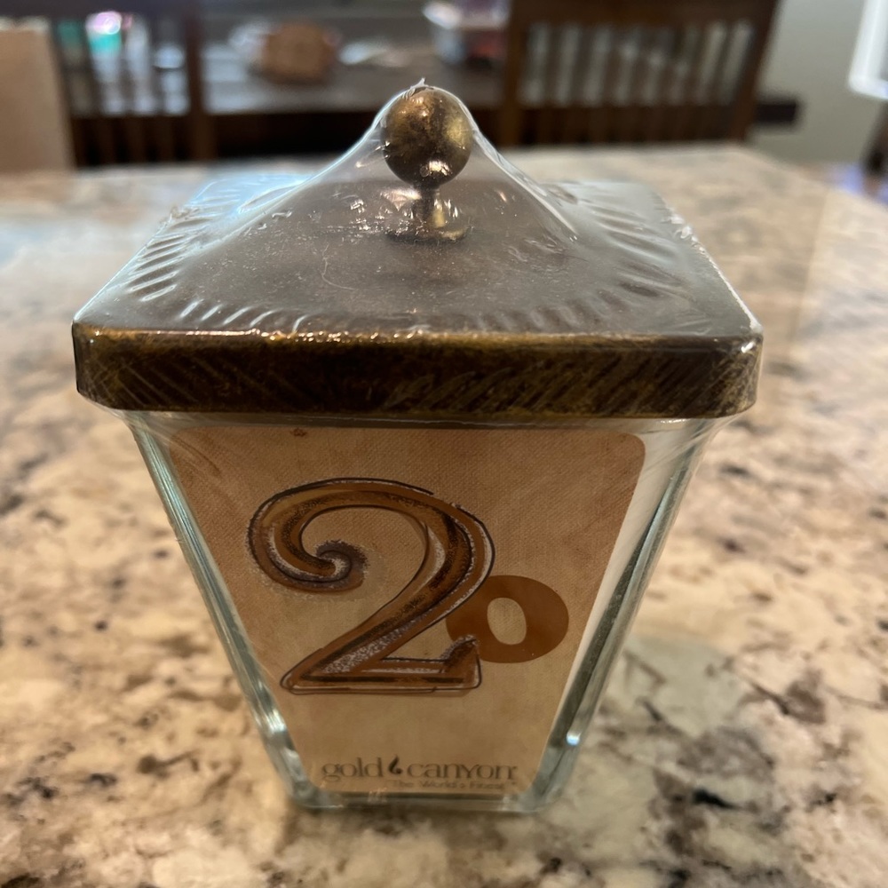 GOLD CANYON 20 year collection candle 12 oz